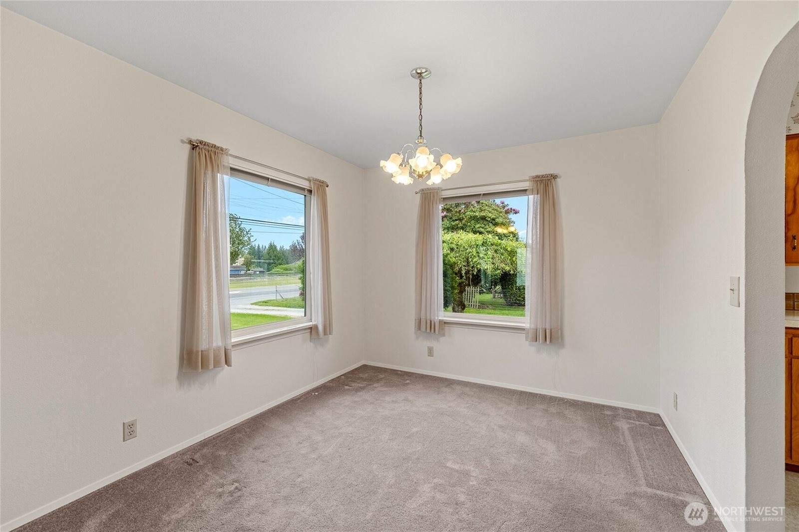 1309 State Rt 20, Burlington, WA 98233