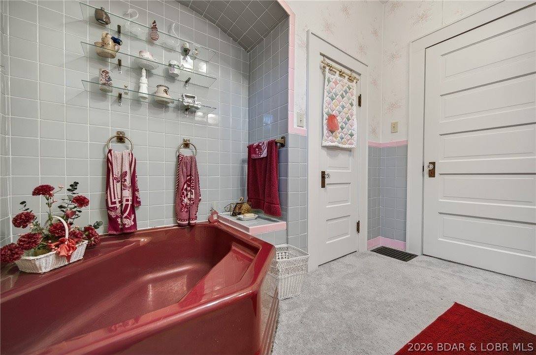 601 E Newton Street, Eldon, MO 65026