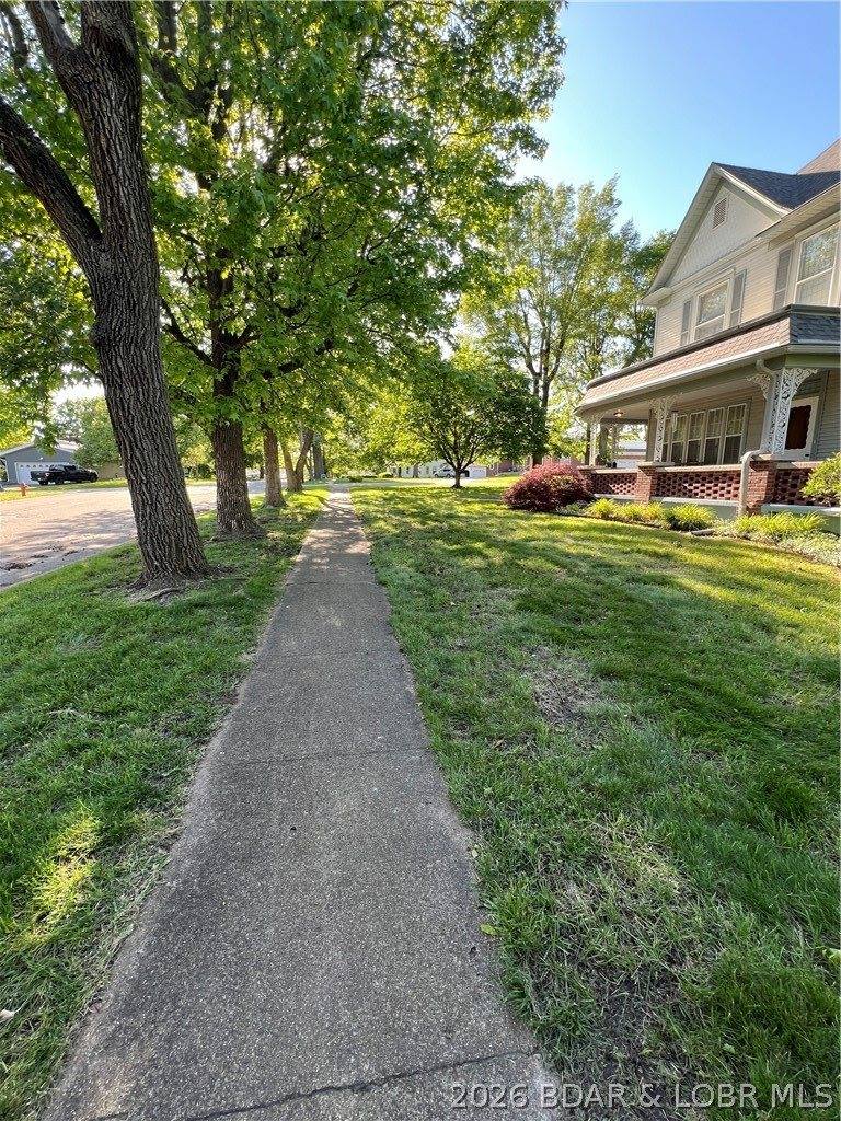 601 E Newton Street, Eldon, MO 65026
