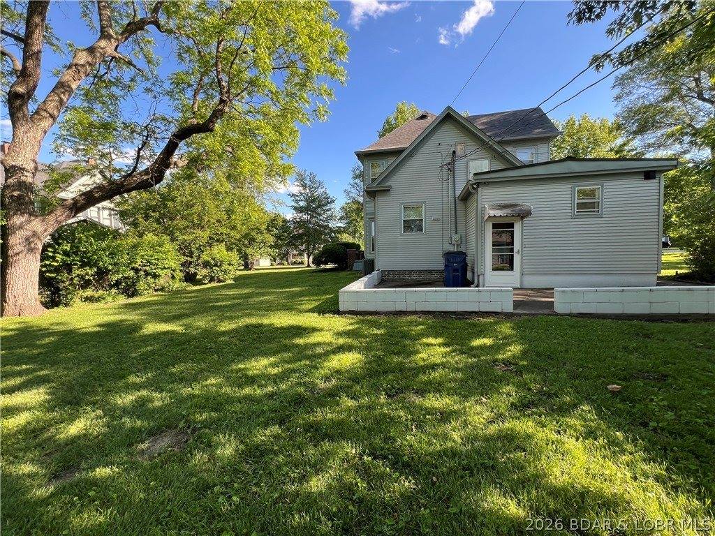 601 E Newton Street, Eldon, MO 65026