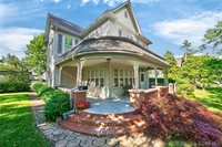 601 E Newton Street, Eldon, MO 65026