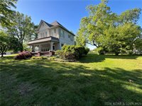 601 E Newton Street, Eldon, MO 65026