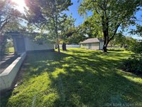 601 E Newton Street, Eldon, MO 65026