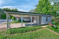 601 E Newton Street, Eldon, MO 65026
