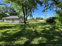 601 E Newton Street, Eldon, MO 65026