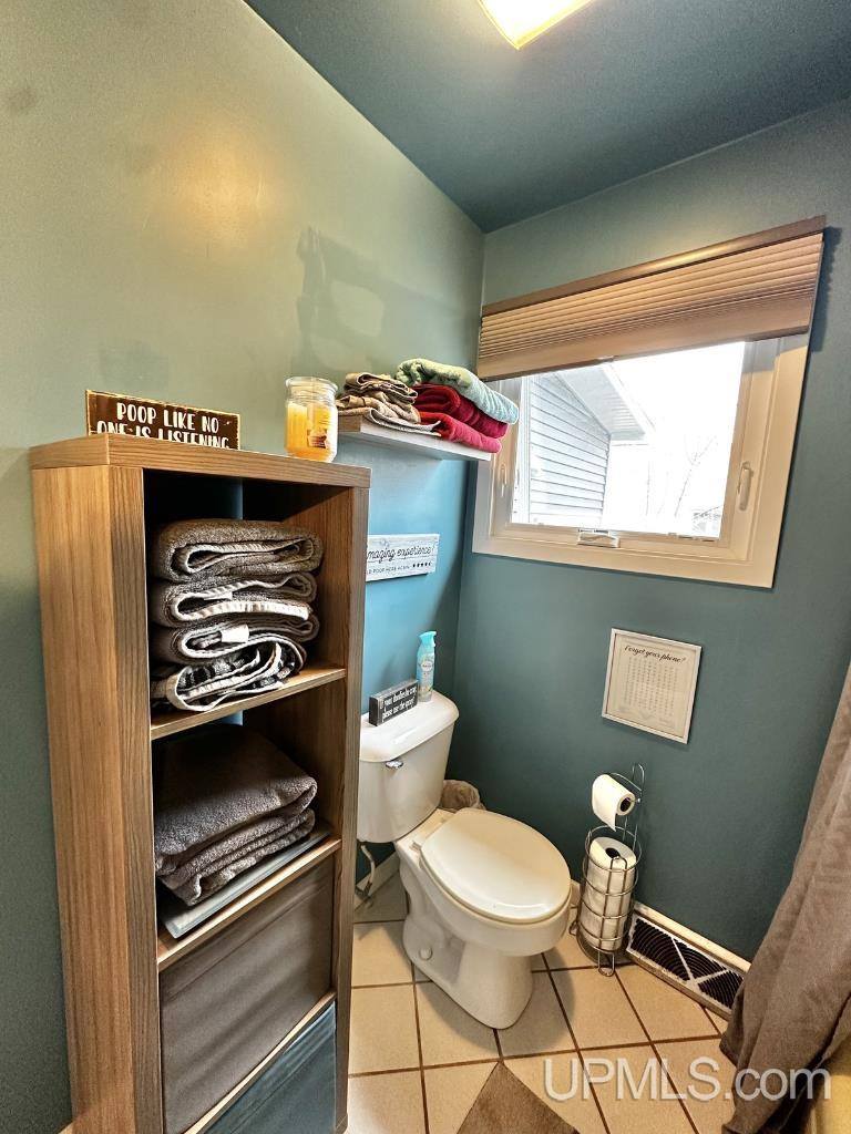 819 Clark Street, Marquette, MI 49855
