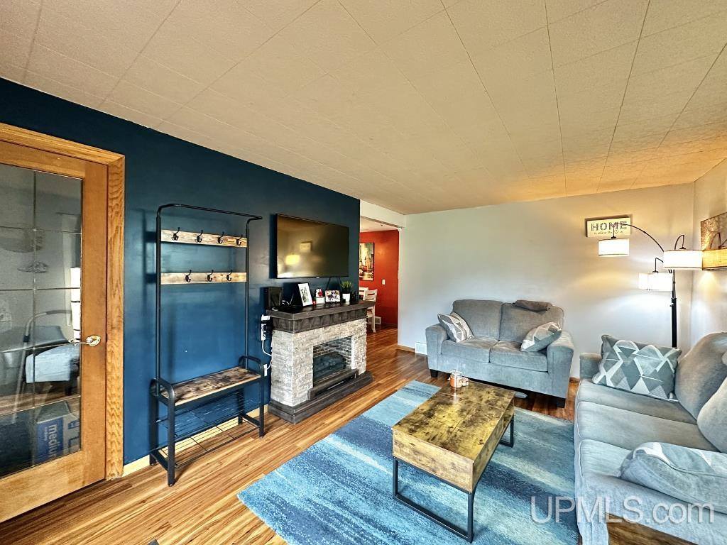 819 Clark Street, Marquette, MI 49855