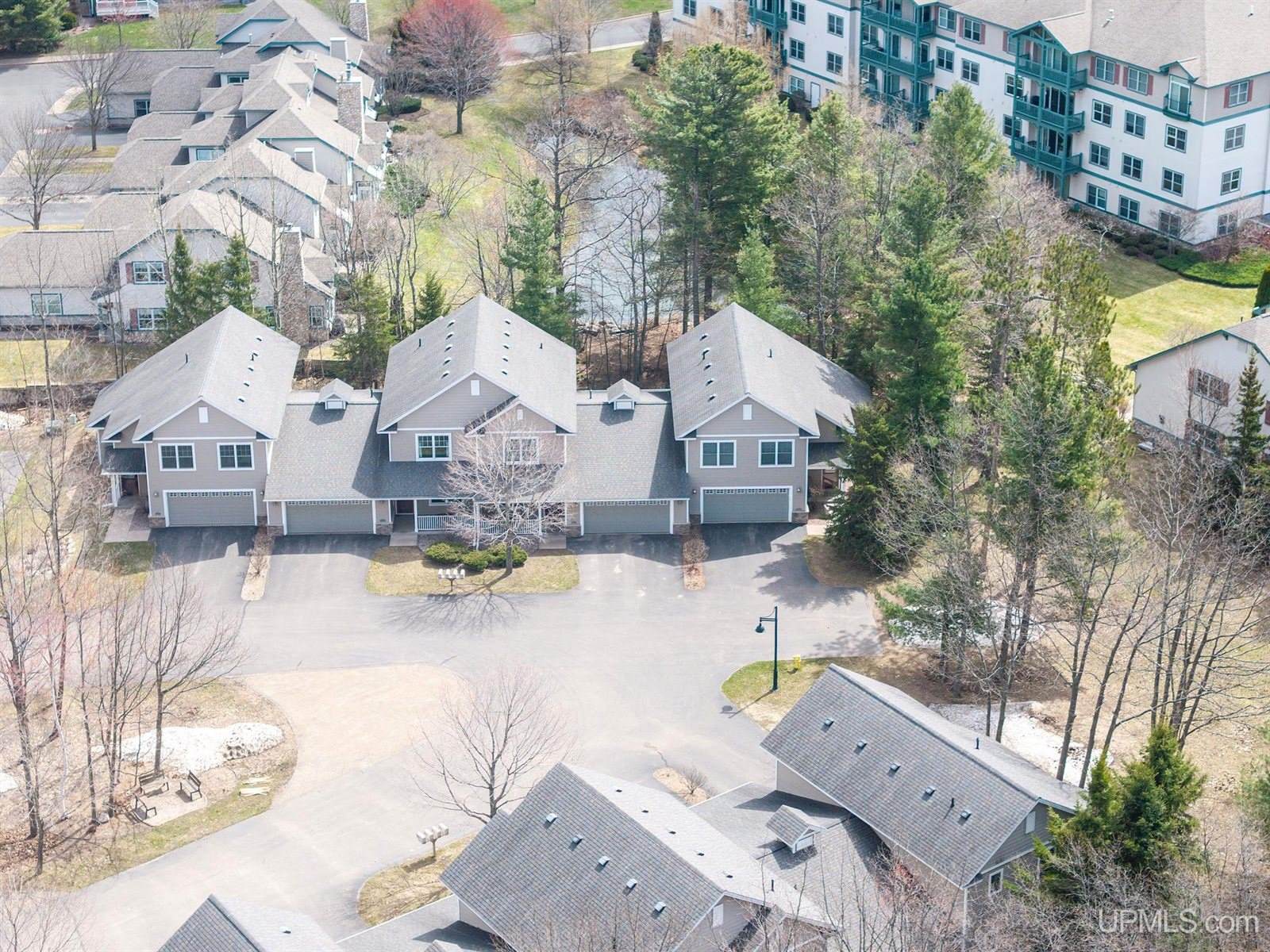 1310 Northbay Court, Marquette, MI 49855