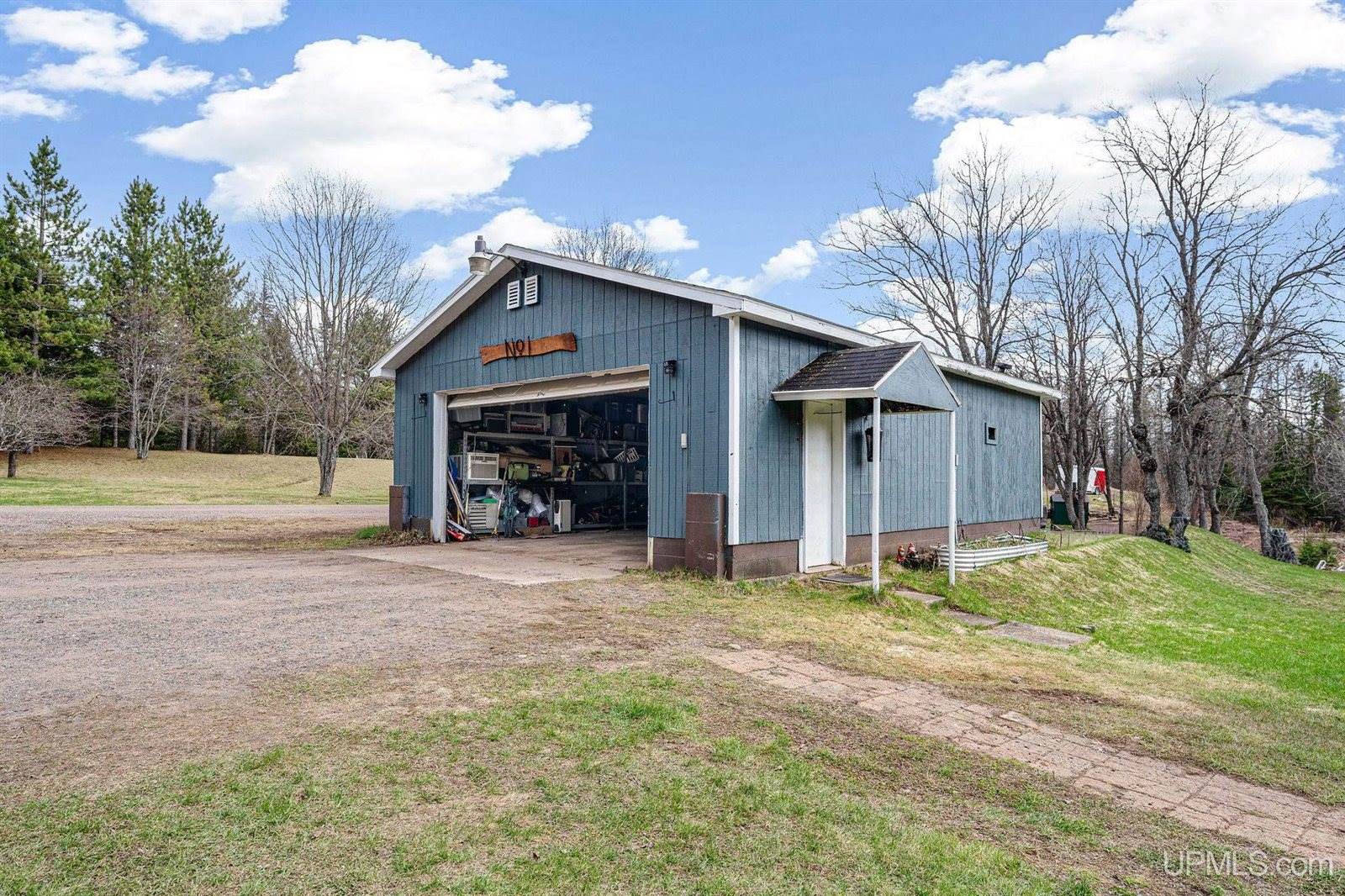 1 CO RD CD Road, Ishpeming, MI 49849