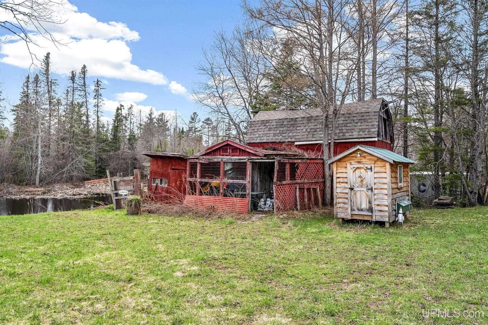 1 CO RD CD Road, Ishpeming, MI 49849