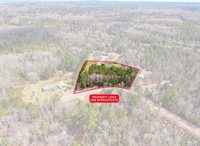 1 CO RD CD Road, Ishpeming, MI 49849