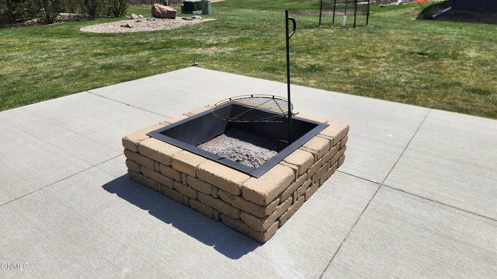 345 1st Road SW, Pick City, ND 58545
