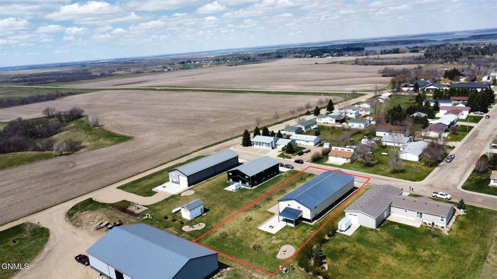 345 1st Road SW, Pick City, ND 58545