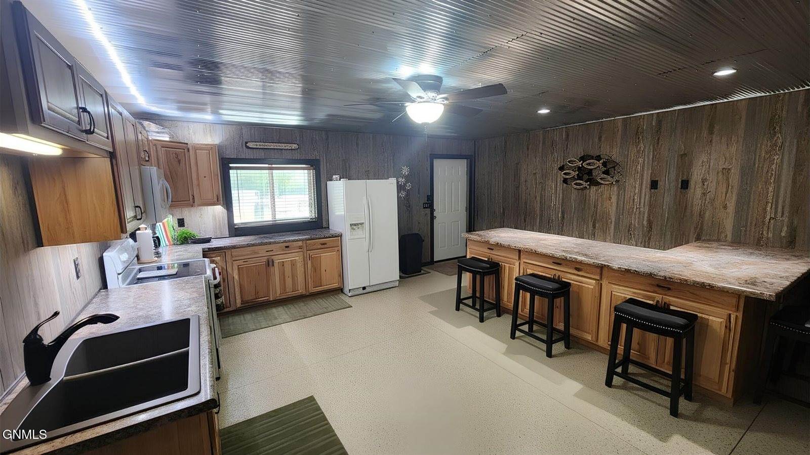 345 1st Road SW, Pick City, ND 58545