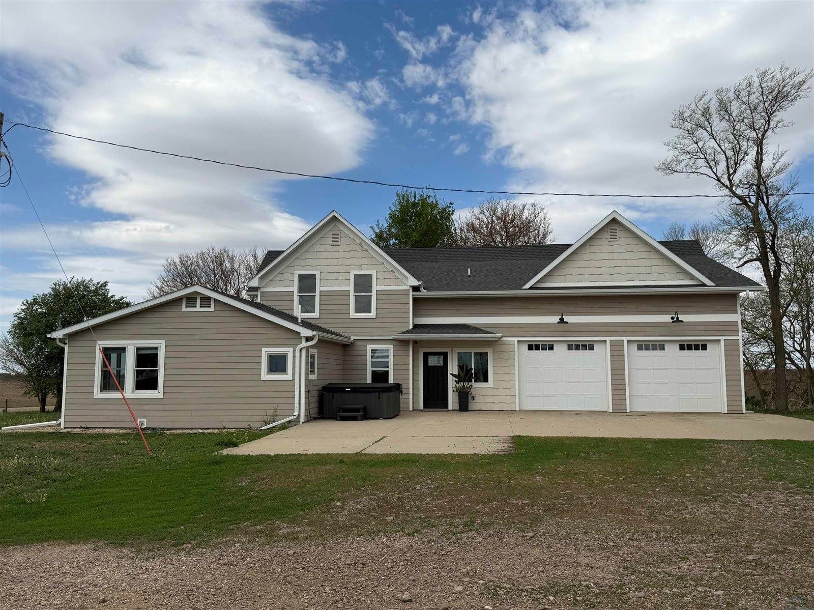 2540 510th St, LeMars, IA 51031