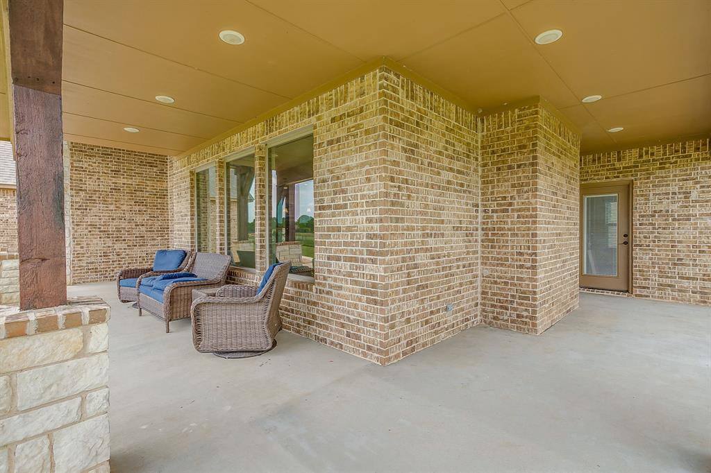 770 County Road 1346, Chico, TX 76431