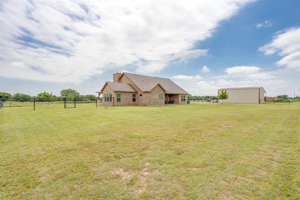 770 County Road 1346, Chico, TX 76431