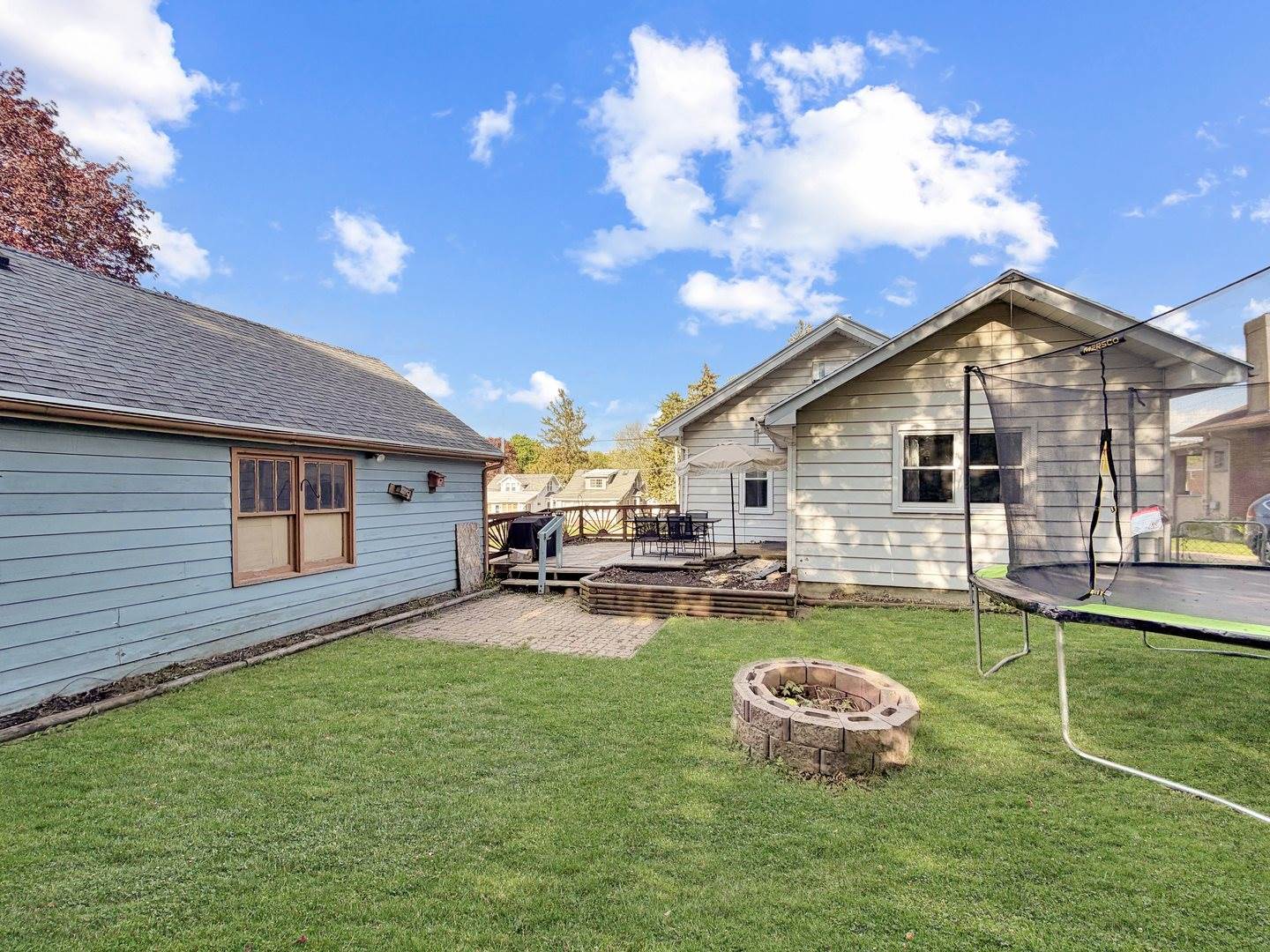 1258 South Blackhawk Avenue, Freeport, IL 61032