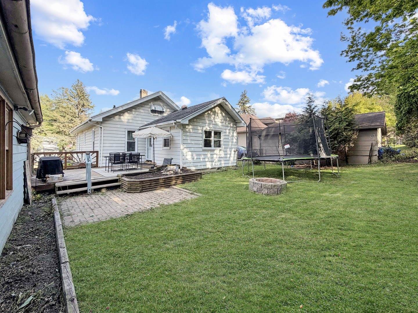 1258 South Blackhawk Avenue, Freeport, IL 61032