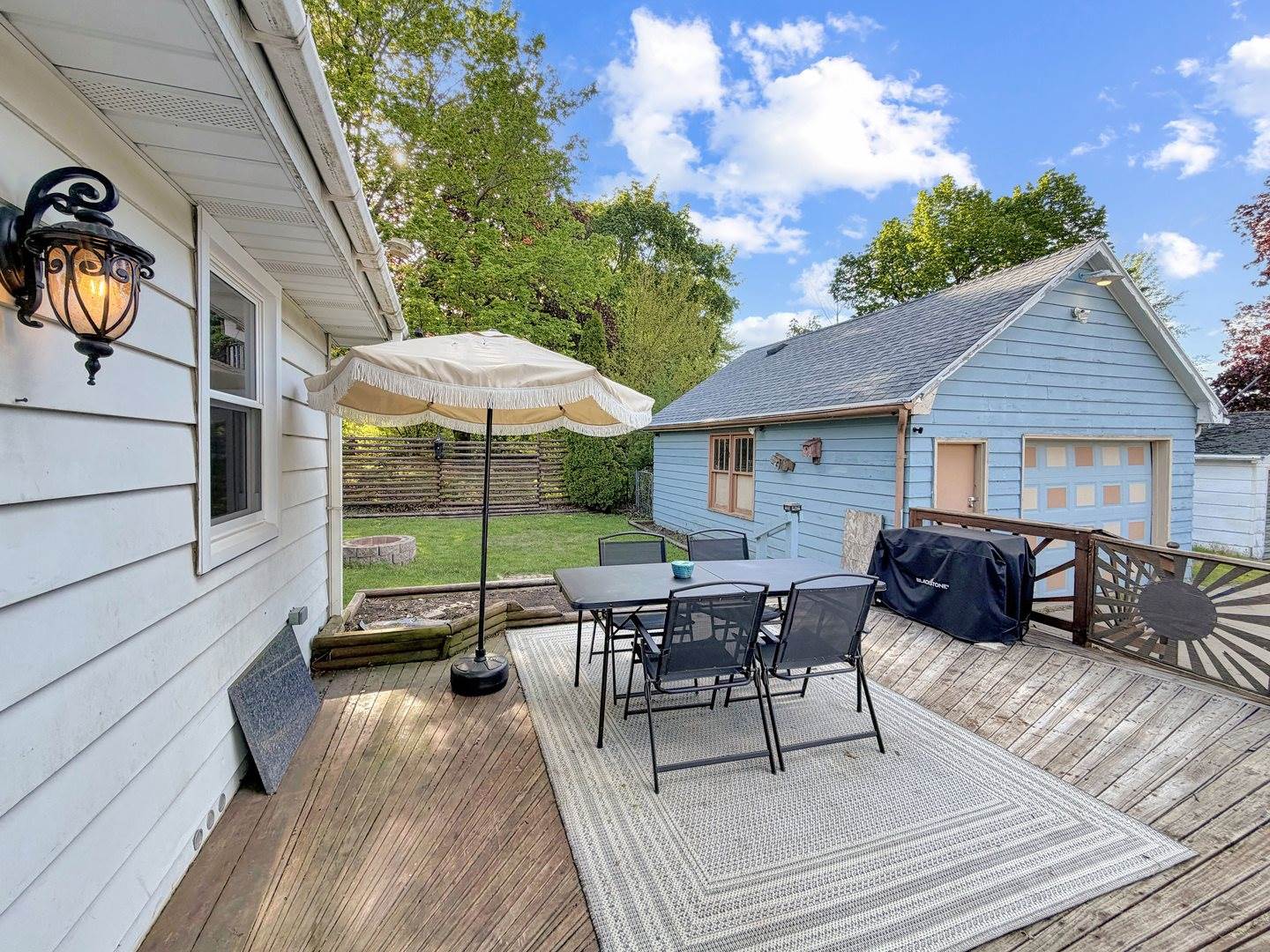 1258 South Blackhawk Avenue, Freeport, IL 61032