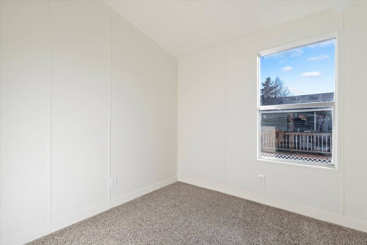 1224 N Meadowland Ln, Boise, ID 83713