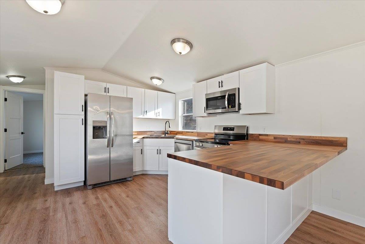 1224 N Meadowland Ln, Boise, ID 83713