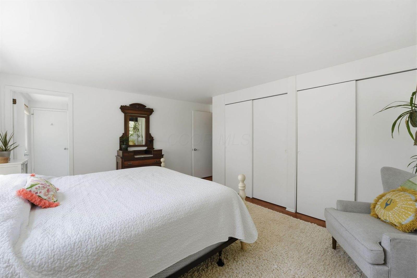 4071 Clearview Avenue, Columbus, OH 43220