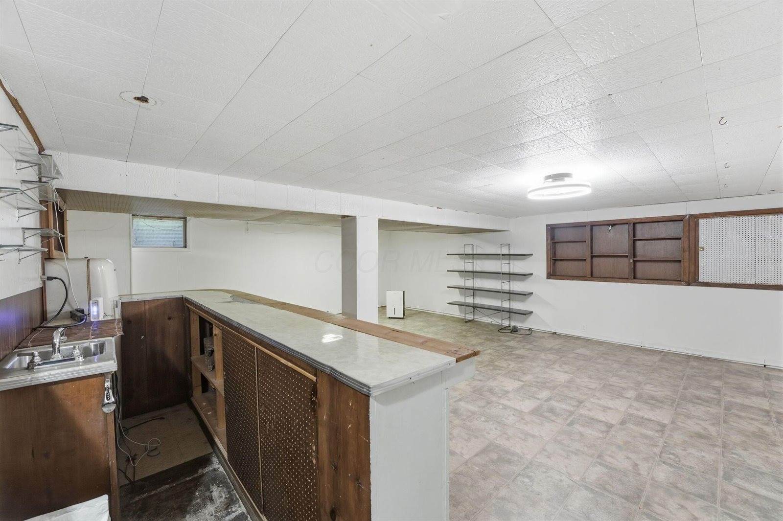 4071 Clearview Avenue, Columbus, OH 43220