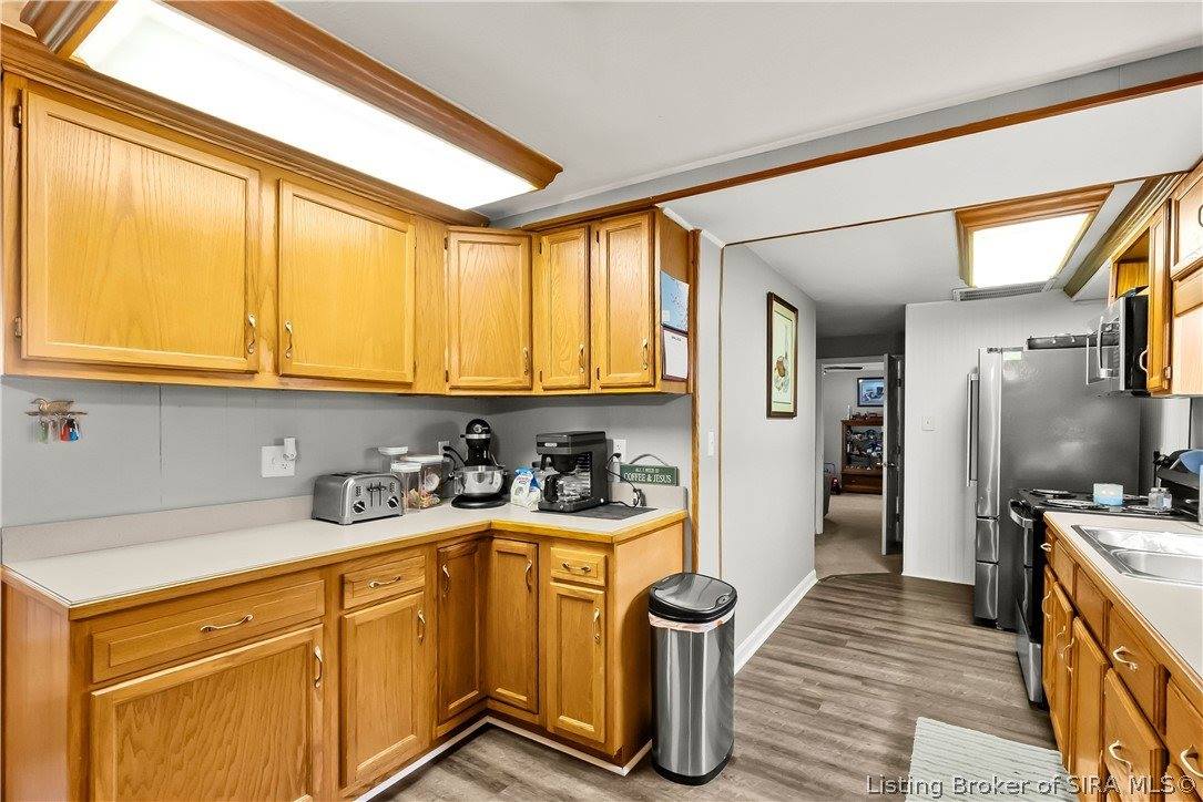 8934 Brownstown Road, Henryville, IN 47126