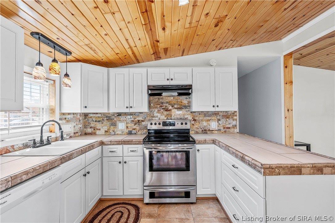 1711 McDonald Lane, New Albany, IN 47150