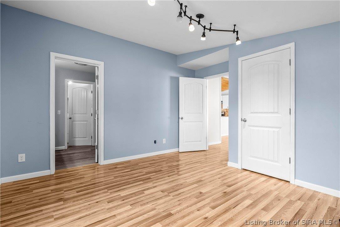 1711 McDonald Lane, New Albany, IN 47150