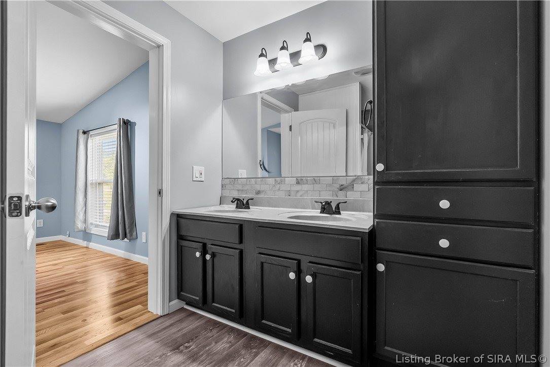 1711 McDonald Lane, New Albany, IN 47150