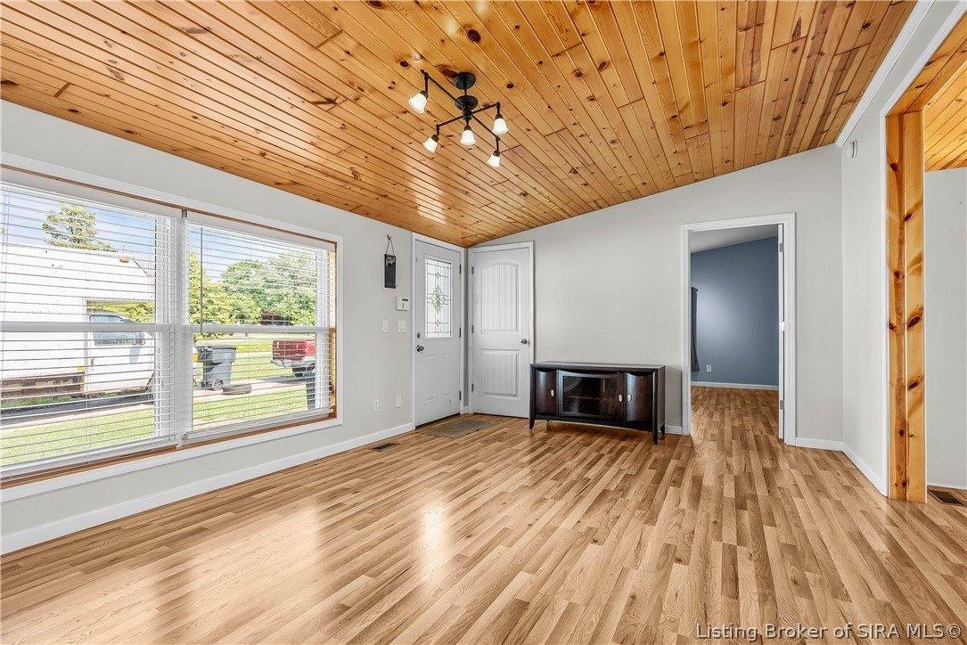 1711 McDonald Lane, New Albany, IN 47150