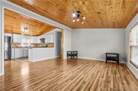1711 McDonald Lane, New Albany, IN 47150