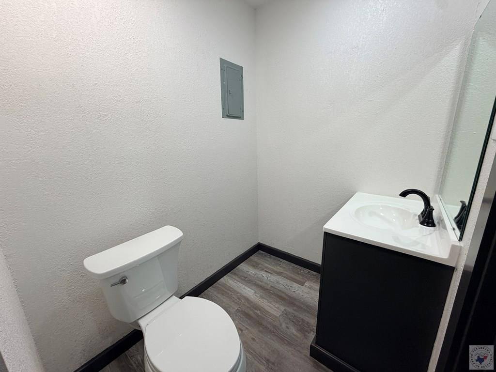 251 PR 30041, New Boston, TX 75570