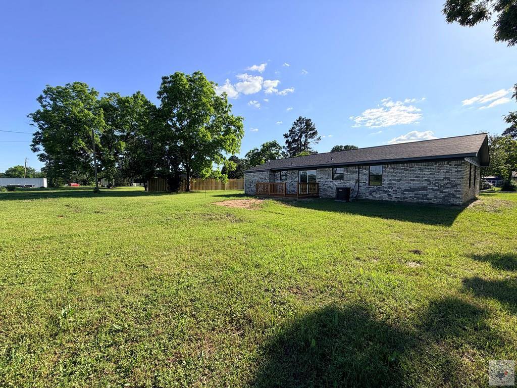 251 PR 30041, New Boston, TX 75570