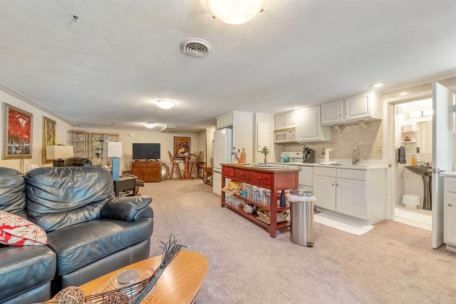 615 20TH Avenue Court, East Moline, IL 61244