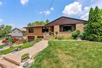 615 20TH Avenue Court, East Moline, IL 61244