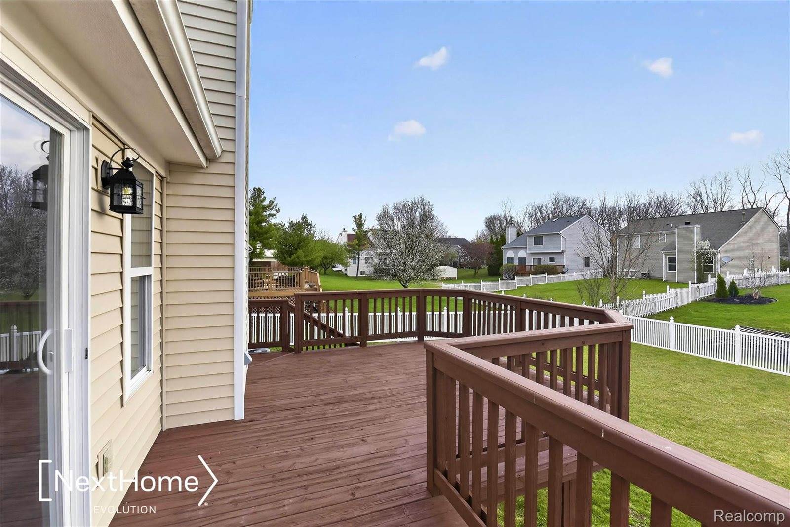 321 Oxford Court, BellevilleCity_Wayne, MI 48111