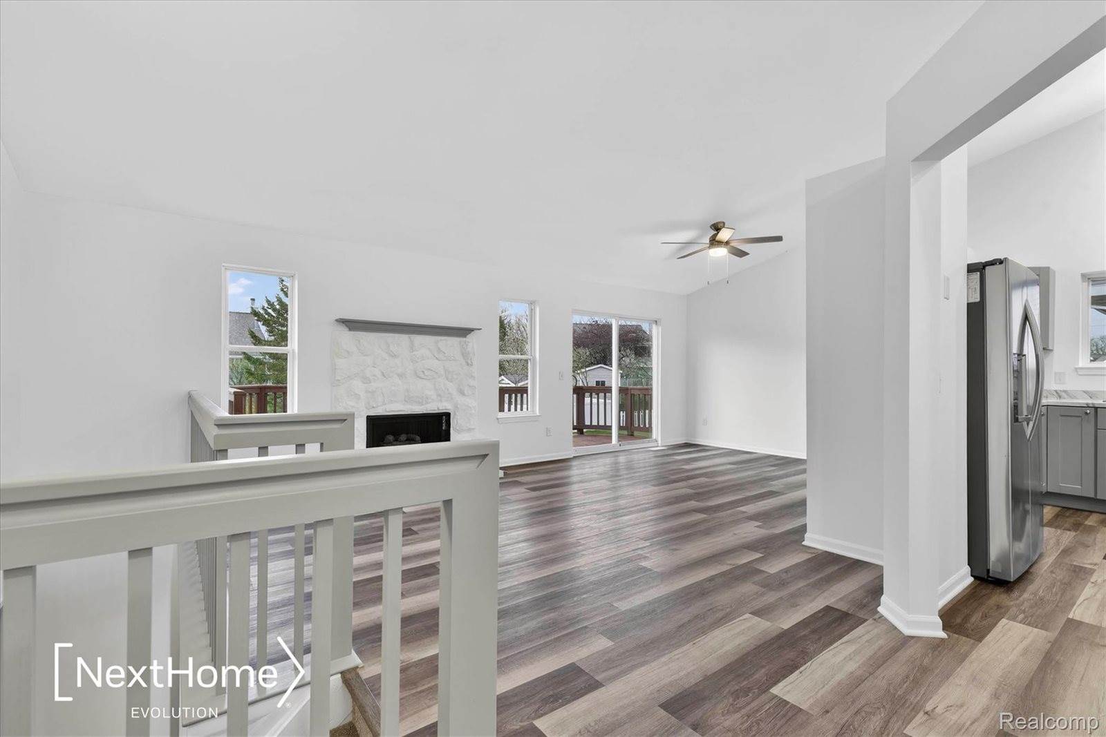 321 Oxford Court, BellevilleCity_Wayne, MI 48111
