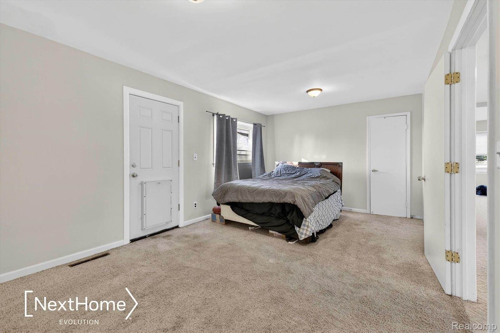 46295 Chatsworth Drive, VanBurenCharterTownship_Wayne, MI 48111