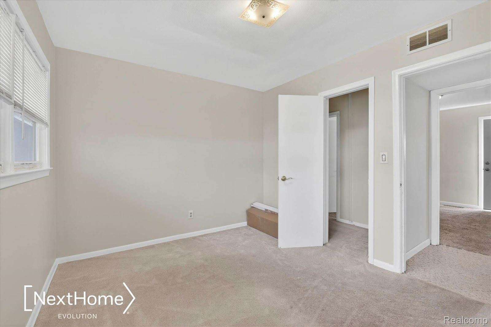 46295 Chatsworth Drive, VanBurenCharterTownship_Wayne, MI 48111