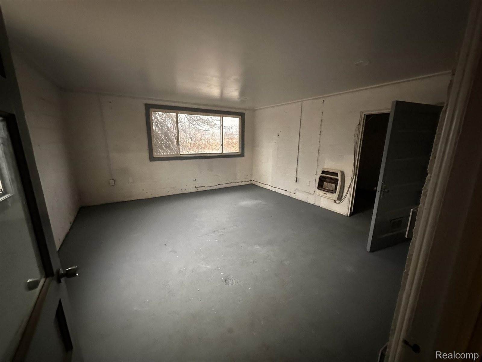 41241 East Huron River Drive, VanBurenCharterTownship_Wayne, MI 48111
