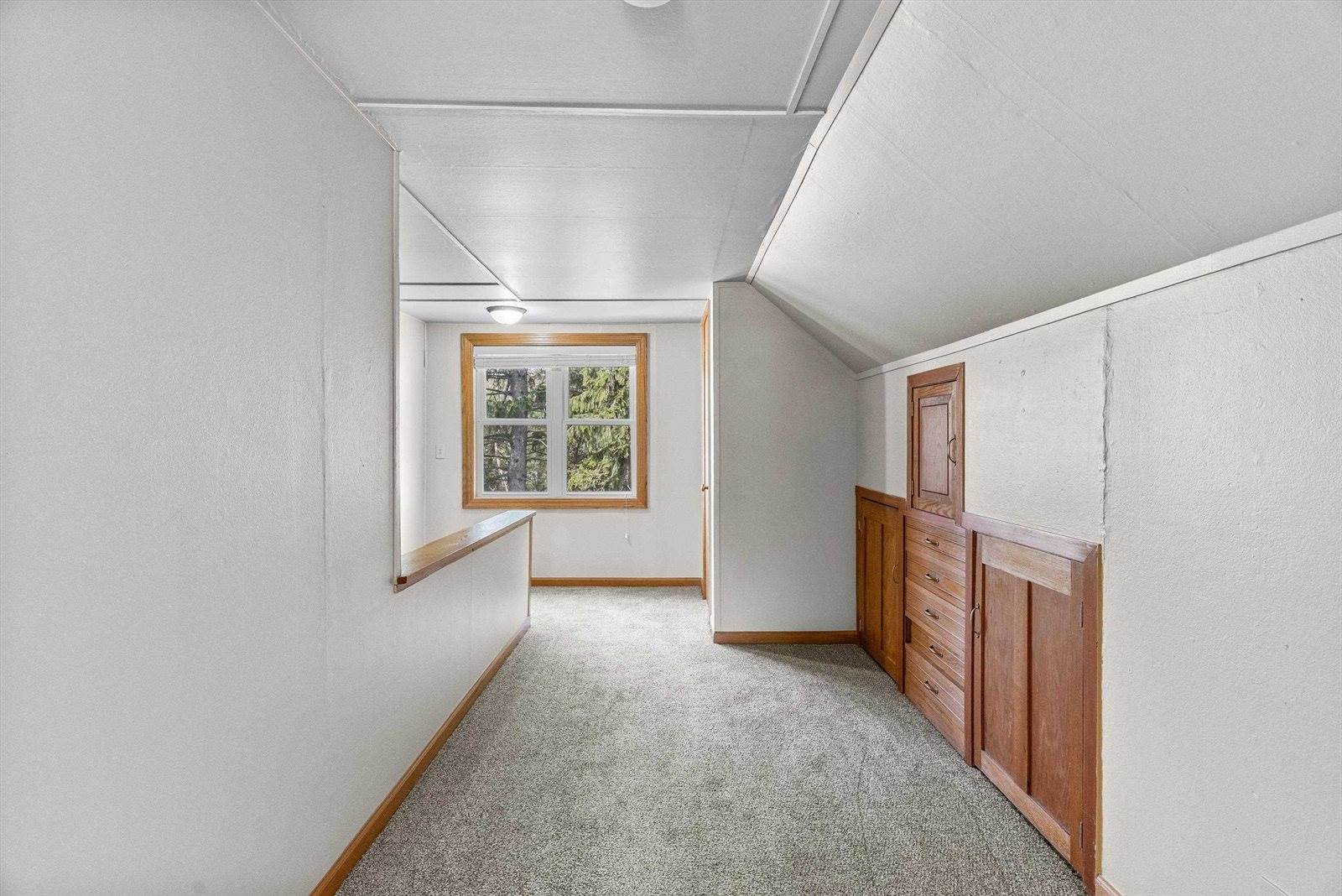 612 N Walnut Avenue, Marshfield, WI 54449