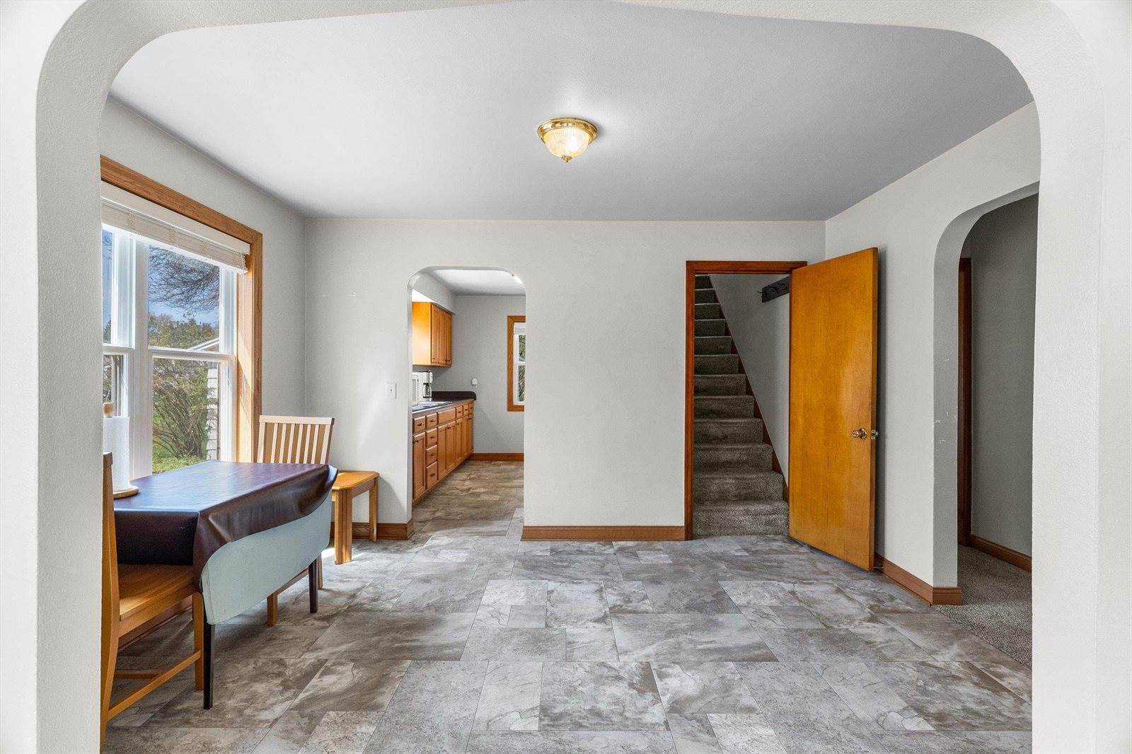 612 N Walnut Avenue, Marshfield, WI 54449