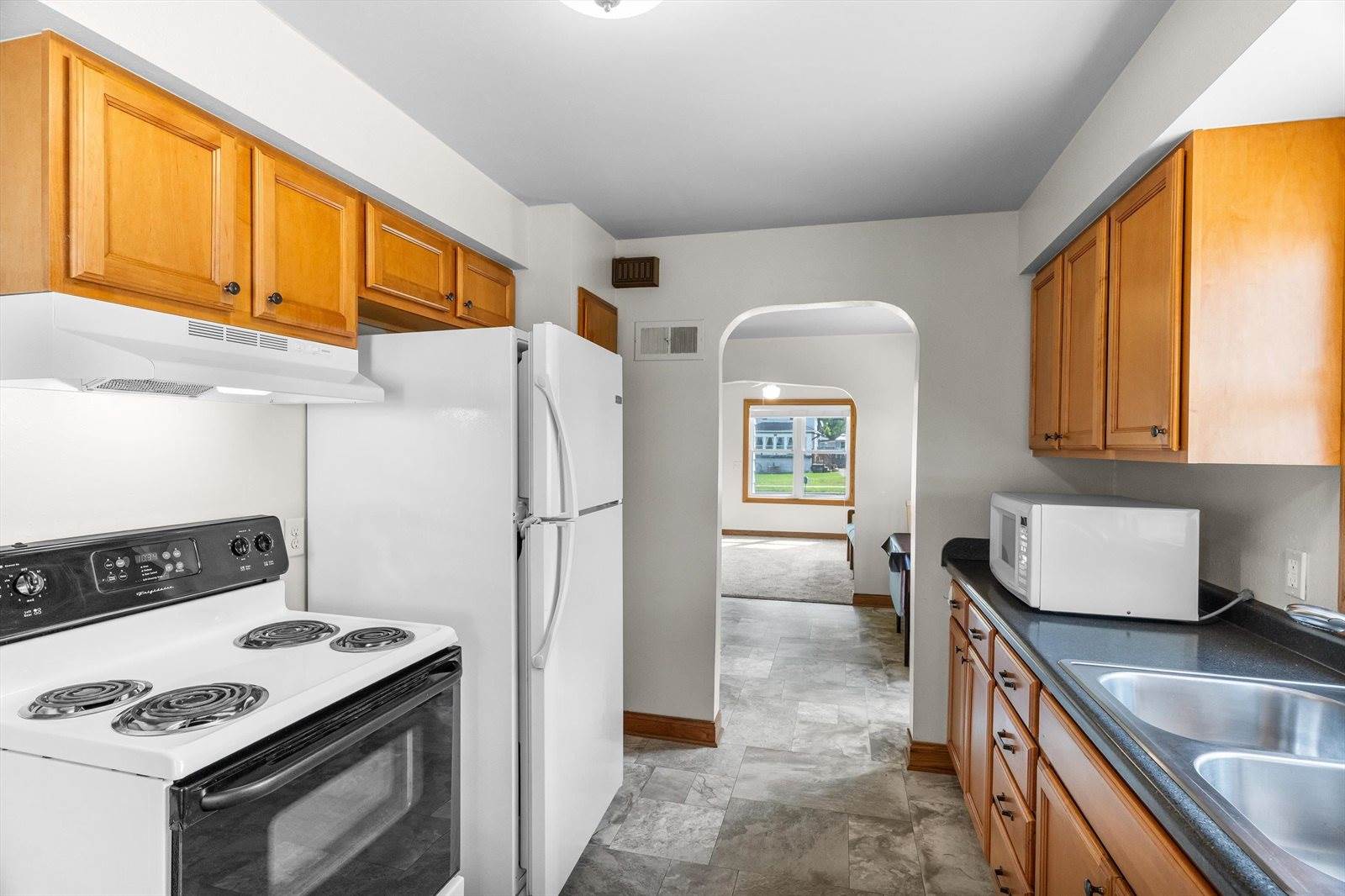 612 N Walnut Avenue, Marshfield, WI 54449