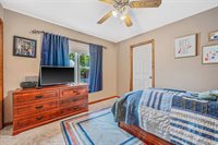 21 Audrey Avenue, Plainview, NY 11803