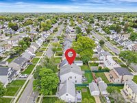 21 Audrey Avenue, Plainview, NY 11803