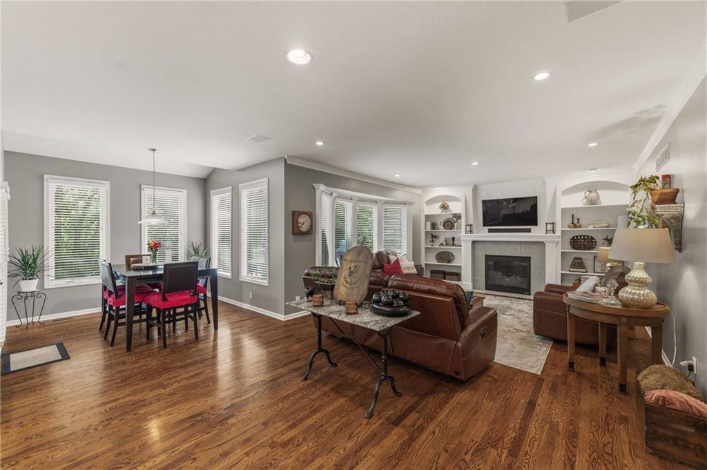 4539 Grove Street, Shawnee, KS 66226