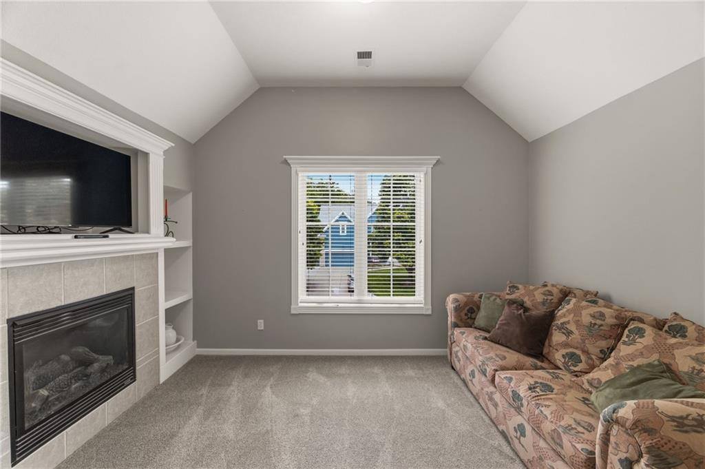 4539 Grove Street, Shawnee, KS 66226
